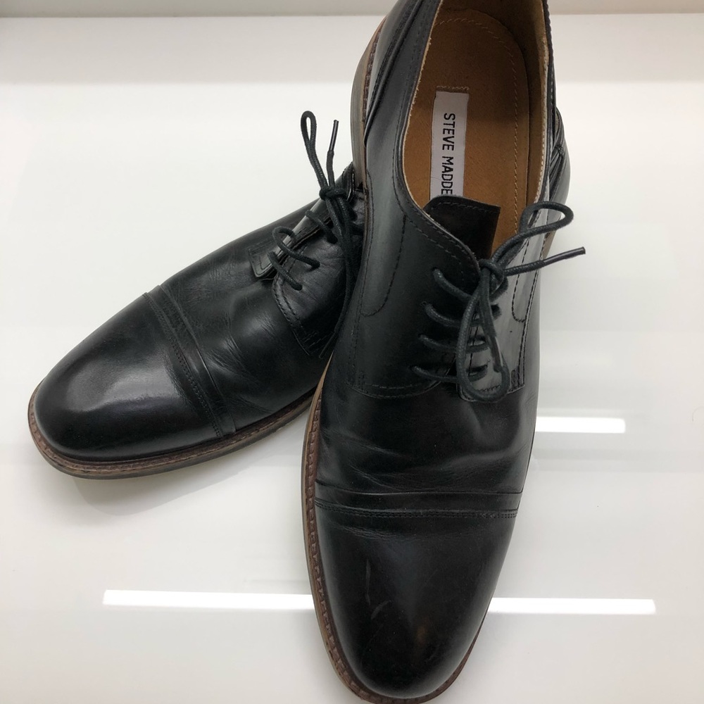 Steve Madden Rumerr Oxfords - Picture 2 of 4